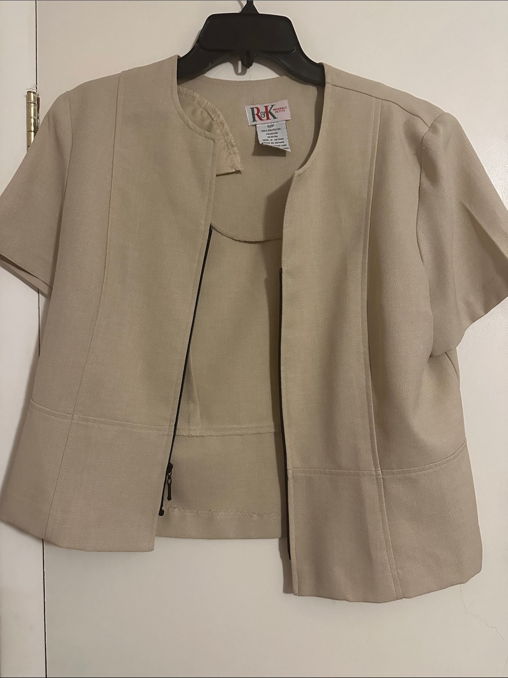 R&K Cream Short-Sleeve Button-Front Jacket